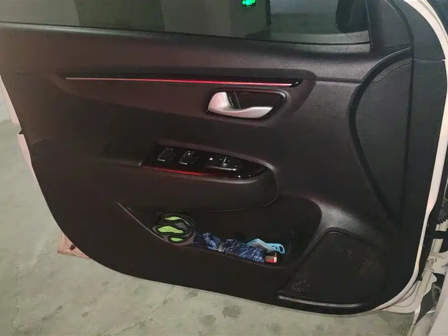Kia K2 2017 Sedan 1.4L AT 15th Anniversary Special Edition GLS фото 7
