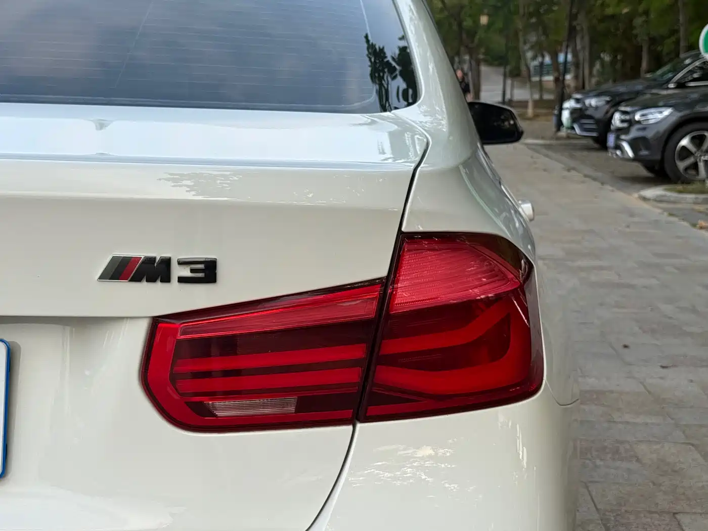 BMW 3 Series 2017 320i M Sport фото 18
