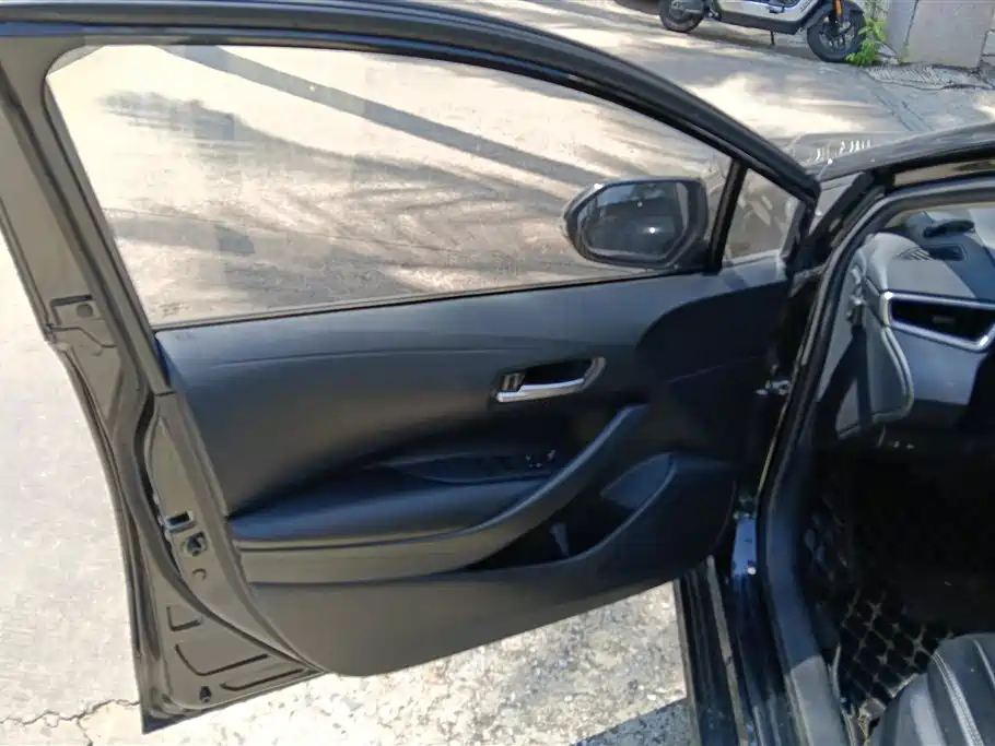 Toyota Corolla 2021 1.2T S-CVT Pioneer Edition фото 7