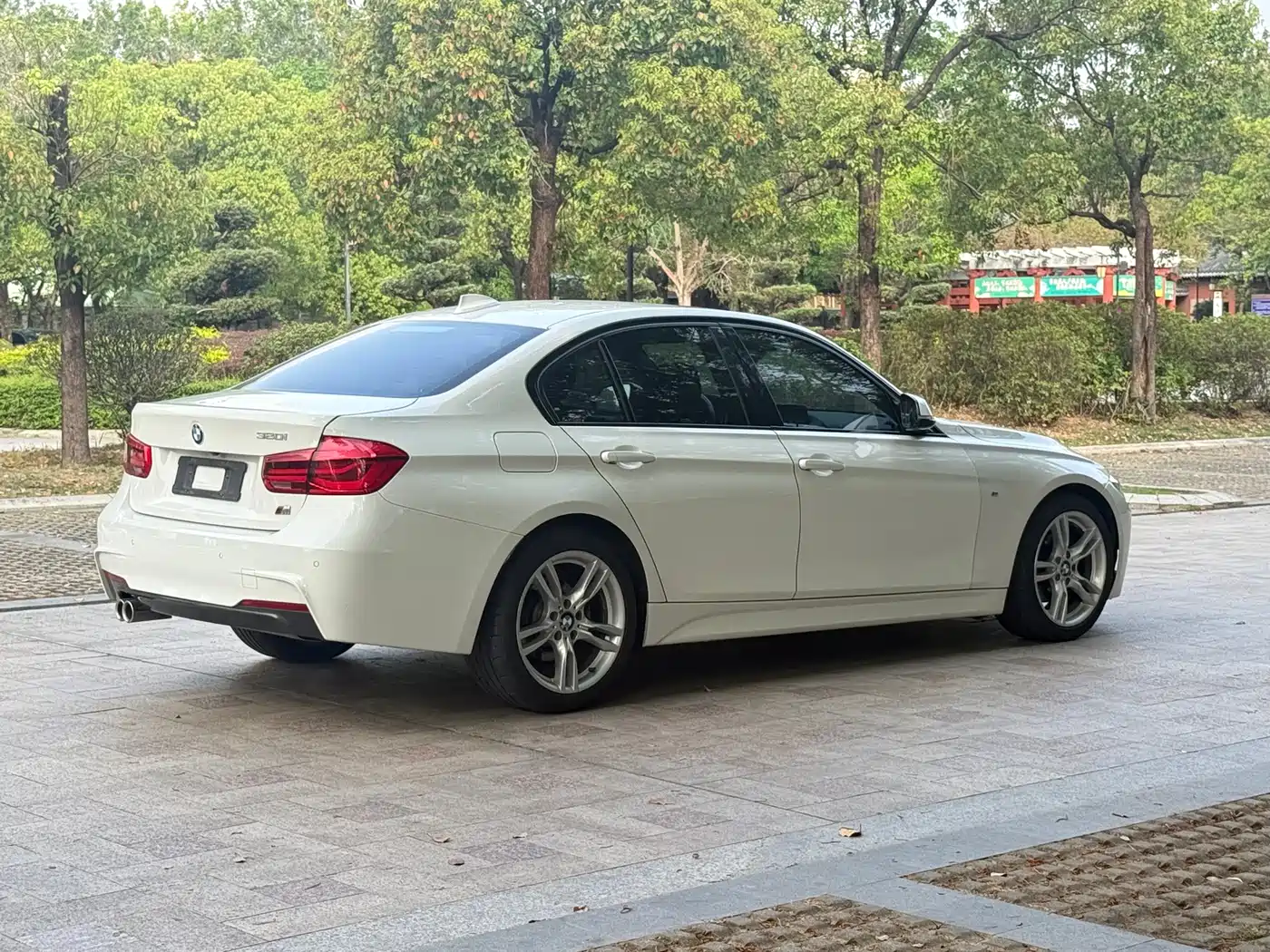 BMW 3 Series 2018 320i M Sport Package фото 14