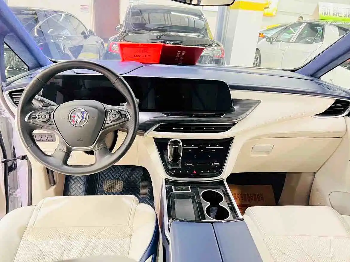 Buick GL8 2021 ES Landlord 653T Comfort фото 12