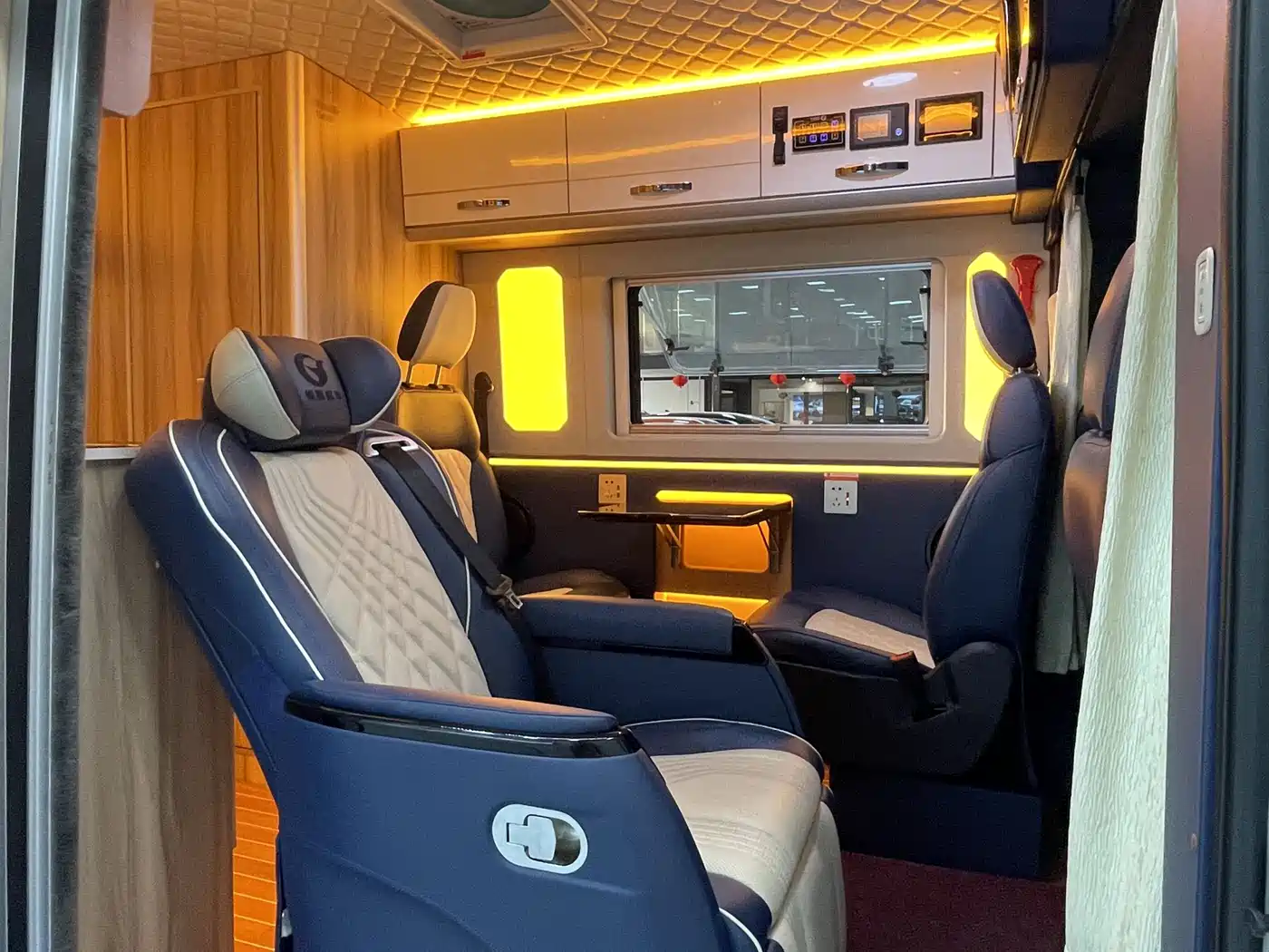 SAIC Maxus MAXUS V90 RV 2021 2.0T Travel Home V90 Self-Contained Class B RV Luxury Transverse Bed фото 27