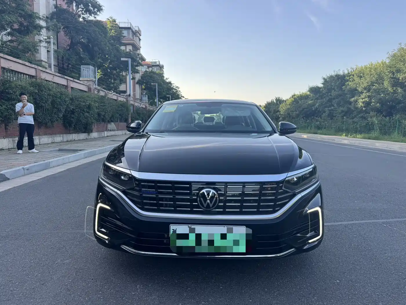 Volkswagen Passat New Energy 2025 430PHEV Hybrid Business Edition фото 2