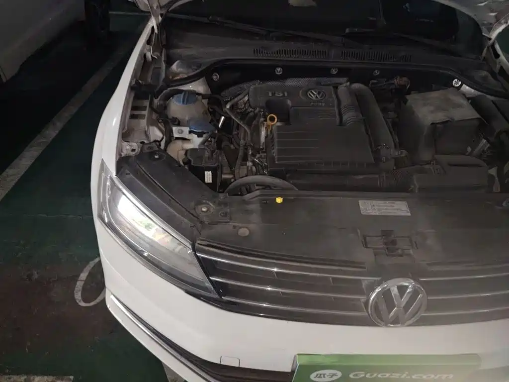 Volkswagen Sagitar 2017 230TSI Automatic Comfort фото 21