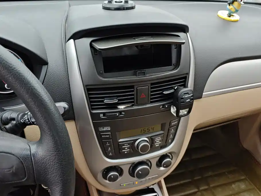 Buick Excelle 2013 1.5L Automatic Classic фото 13