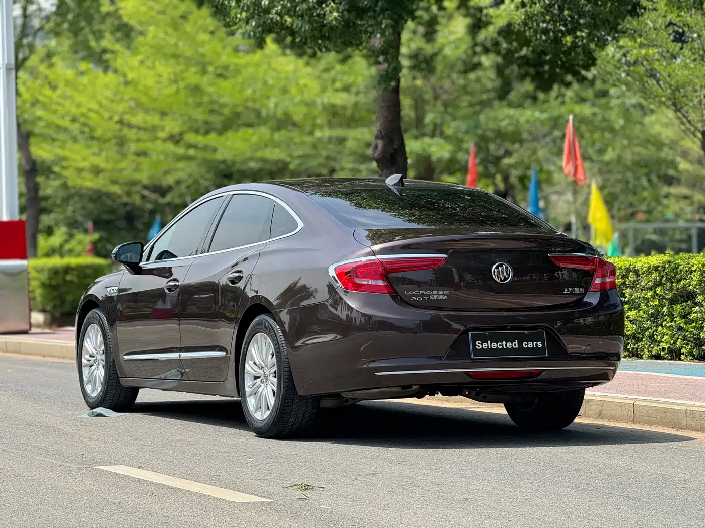 BUICK LACROSSE