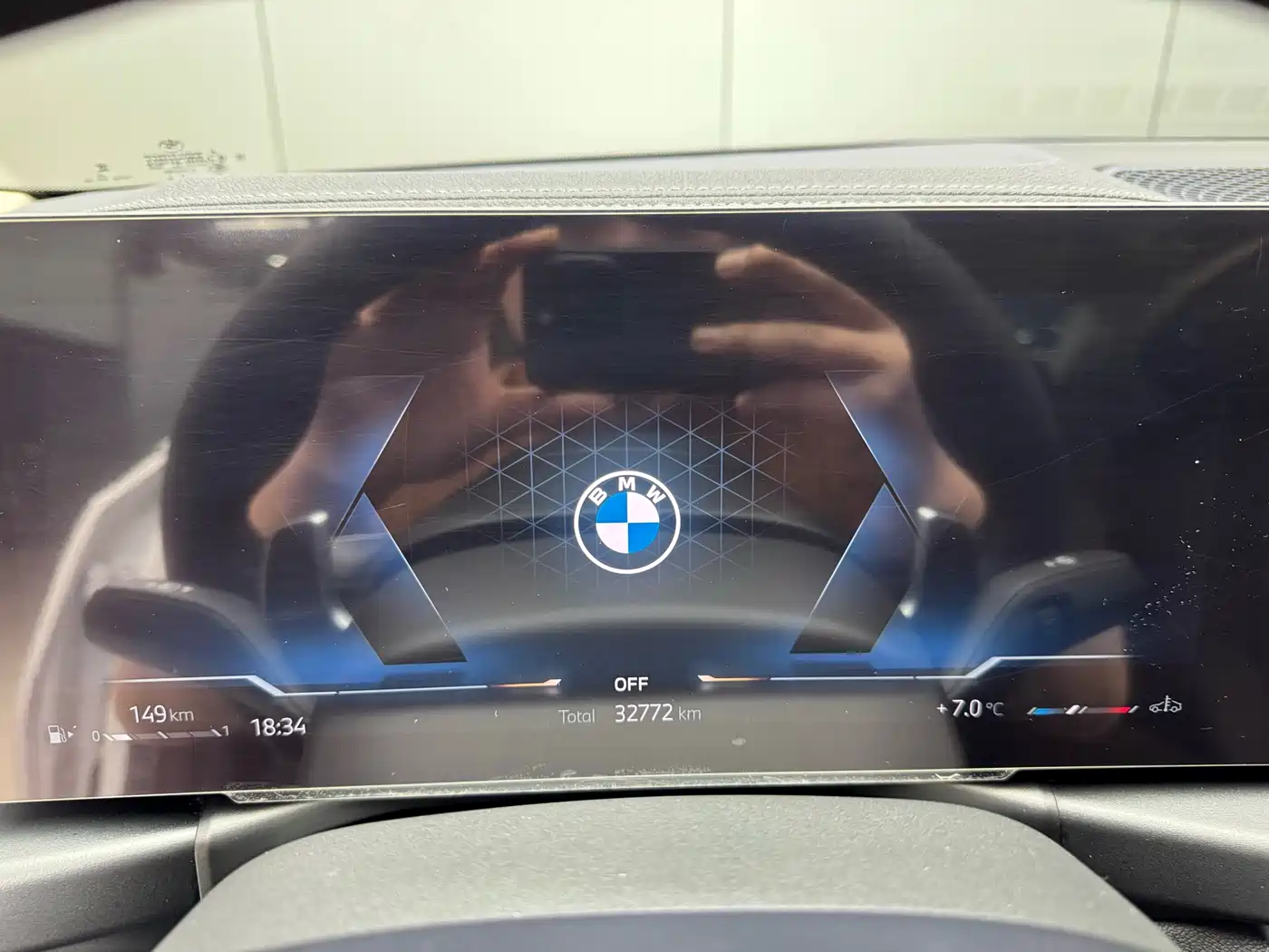 BMW 3 Series 2024 325i M Sport Package фото 9