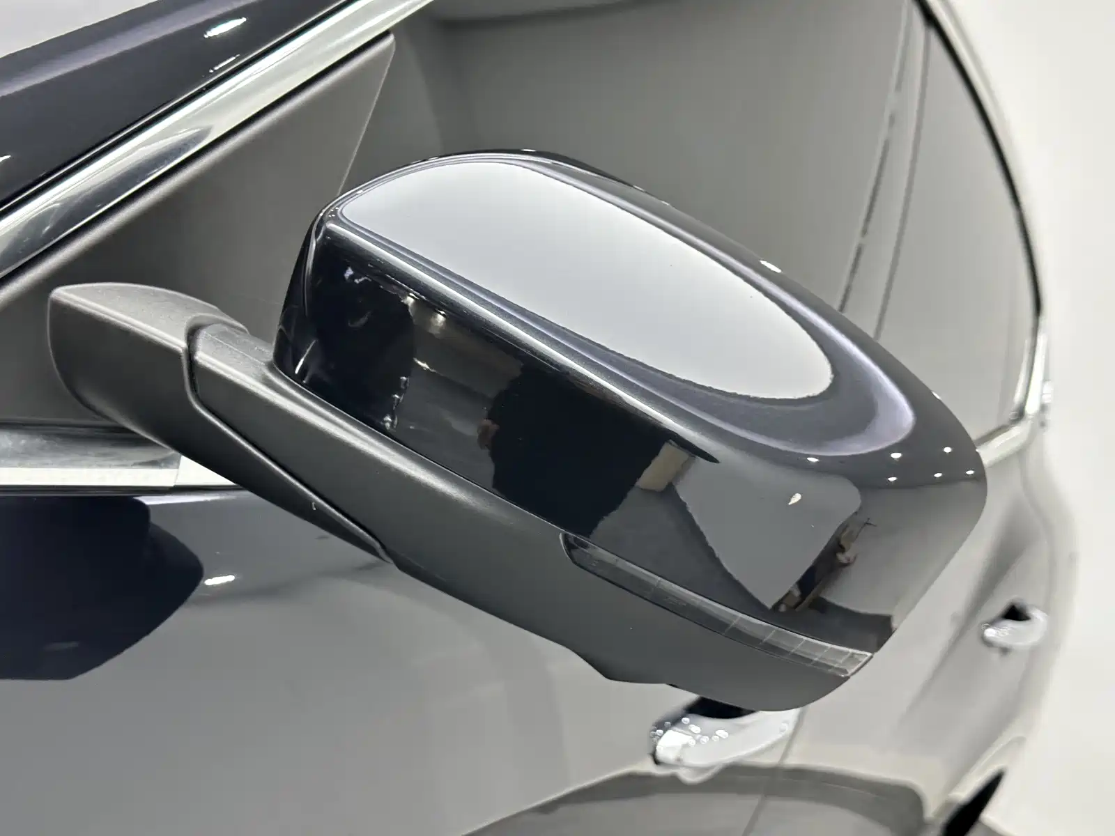 Photo 20 - Maserati Levante