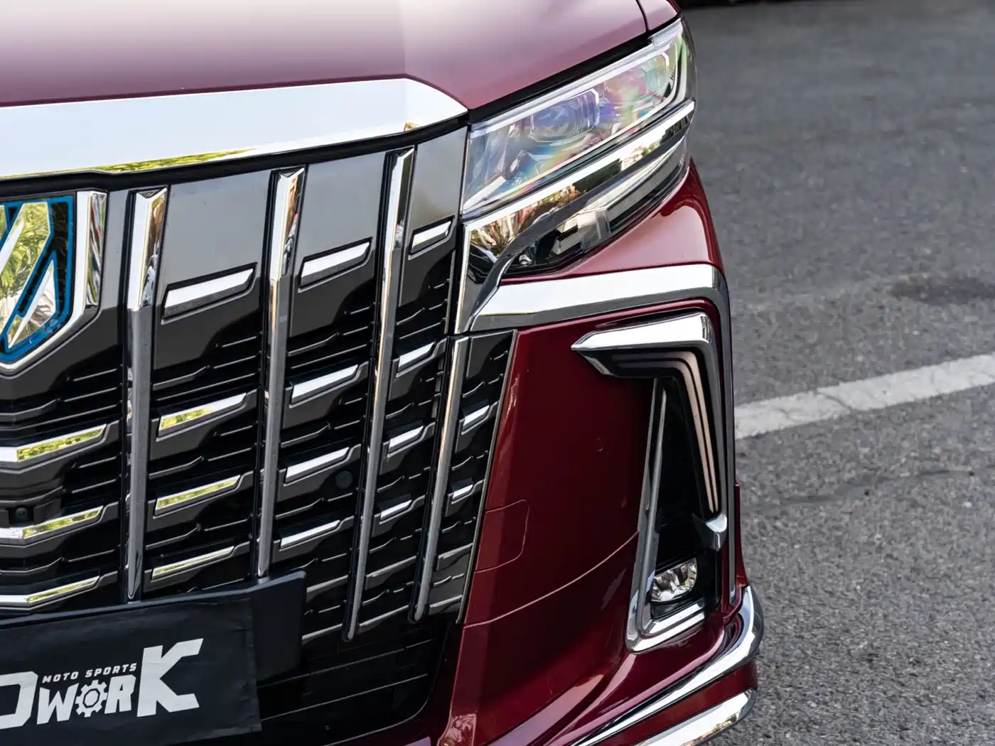 Toyota Alphard 2021 Hybrid 2.5L Ultimate фото 4