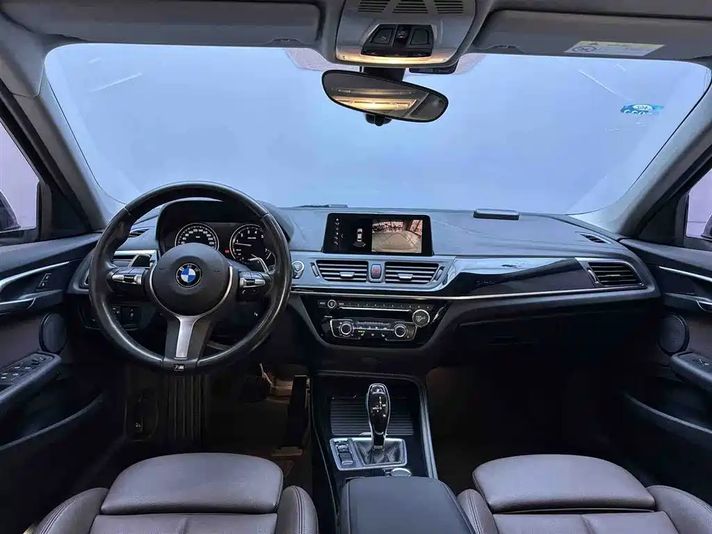BMW 1 Series 2020 Model 125i Leading M Sport Package фото 9