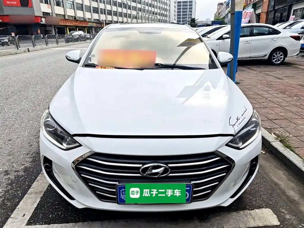 Hyundai Elantra 2016 Model 1.6L Automatic Smart Elite фото 3