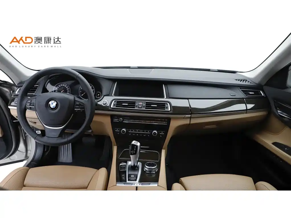 BMW 7 Series 2013 Model 730Li Luxury фото 5