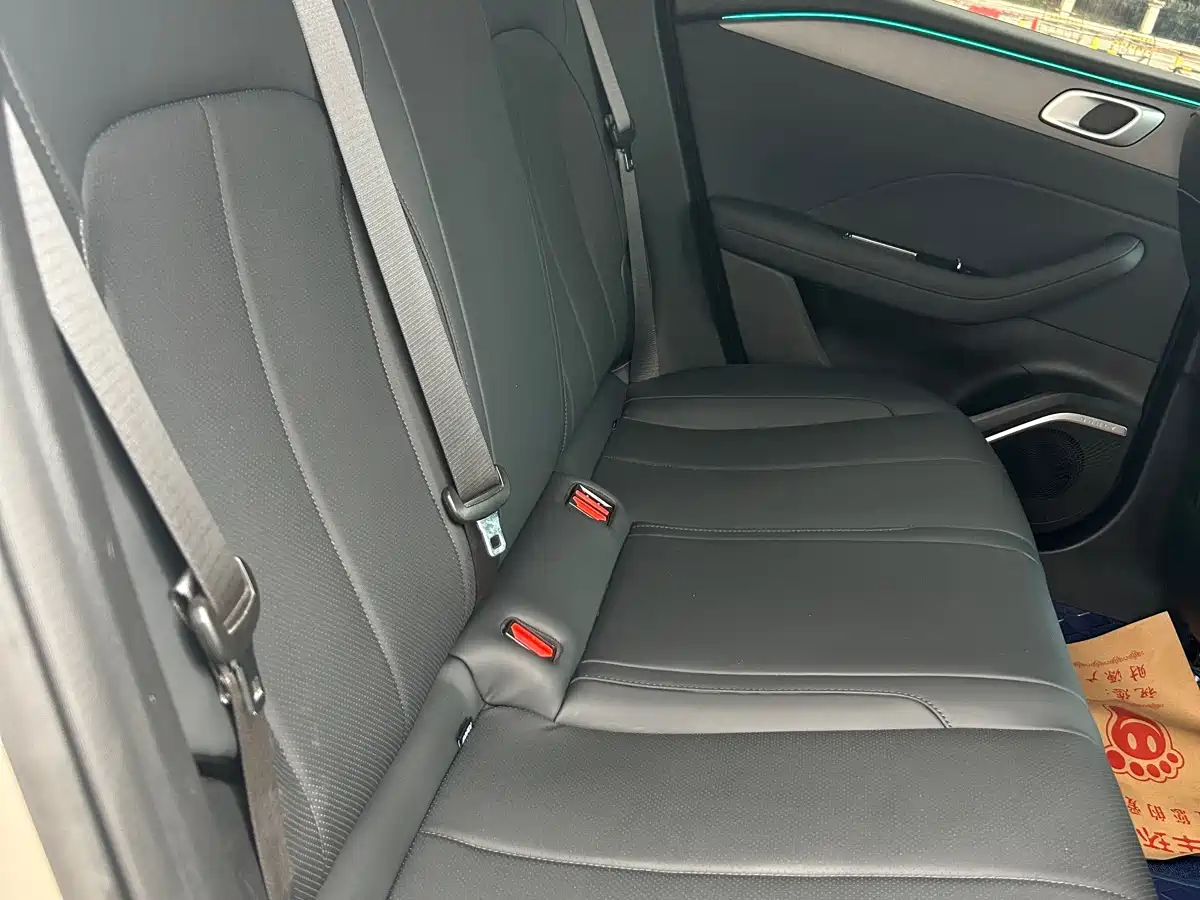 GEELY AUTOMOBILE EMGRAND