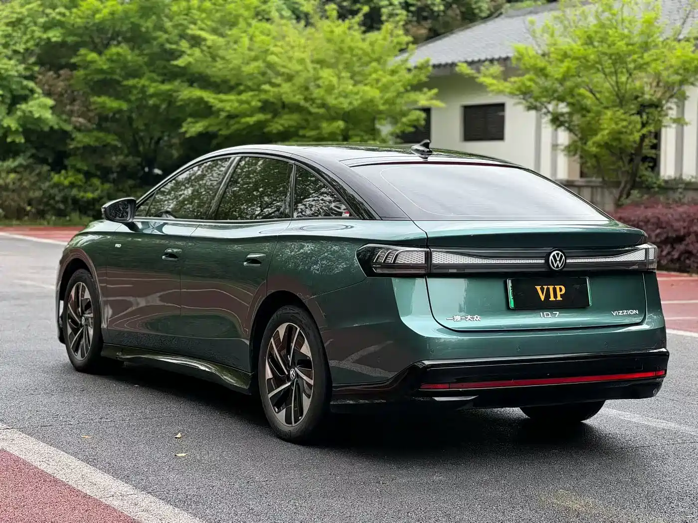 VOLKSWAGEN ID.7 VIZZION