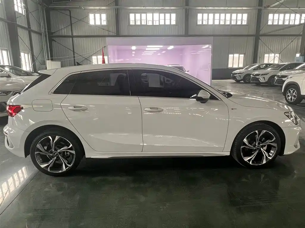 Audi A3 2023 Sportback 35 TFSI Fashion Sport фото 8