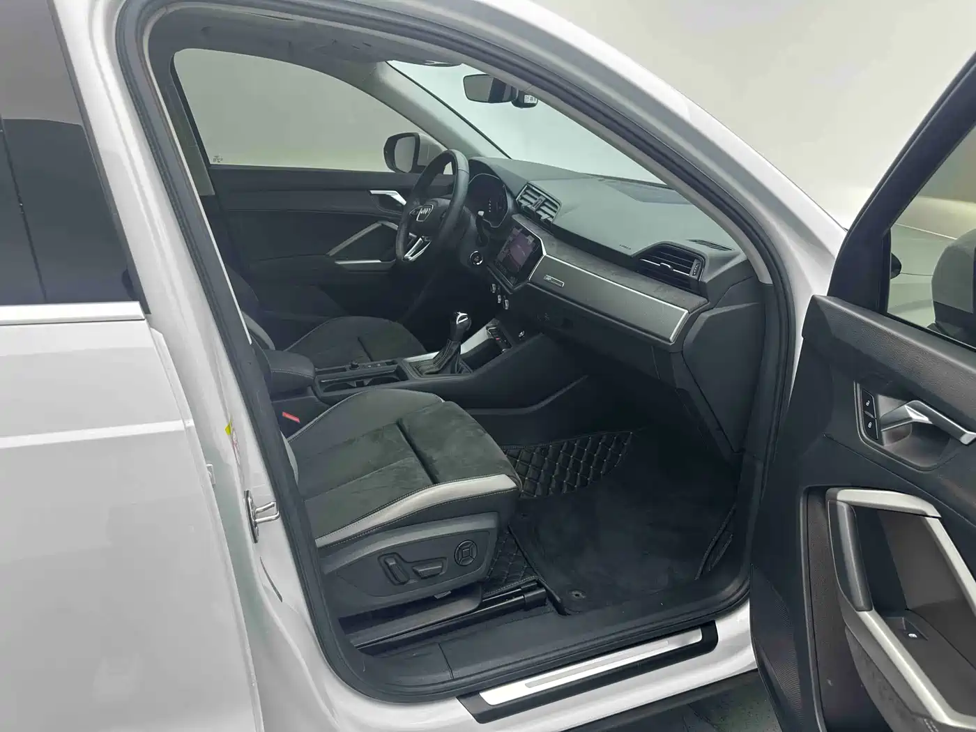 Audi Q3 2022 35 TFSI Progressive Dynamic фото 7