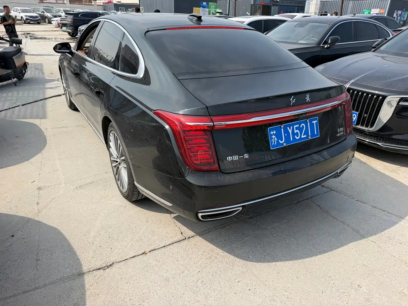 Hongqi H9 2020 2.0T Smart Connection Qi Chang Edition фото 10