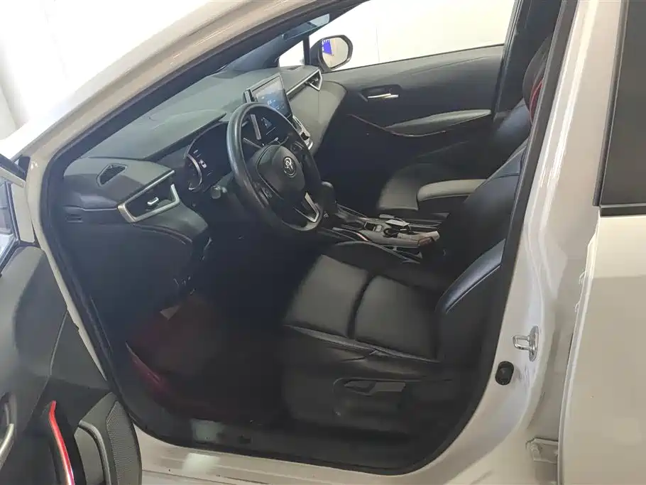 Toyota Levin 2021 185T CVT Sport Edition фото 9