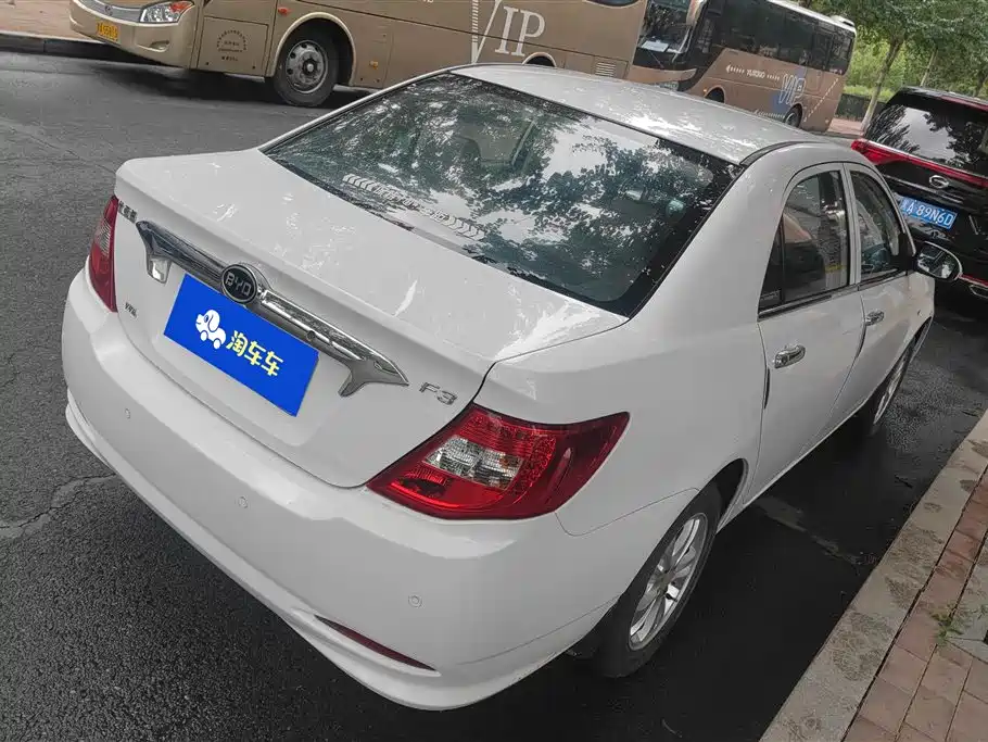 BYD F3 2015 Energy-saving Edition 1.5L Manual Comfort фото 3