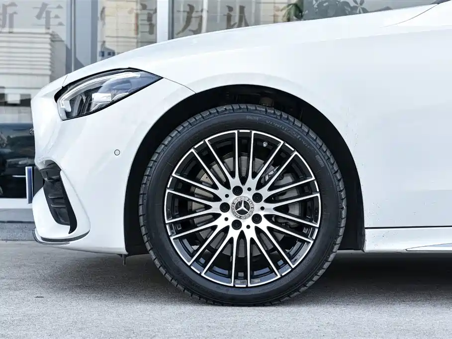 Mercedes-Benz C-Class 2024 C 260 L Sport фото 10