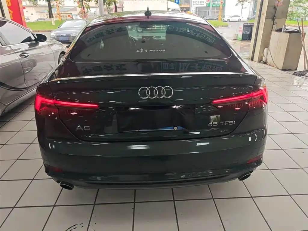 Audi A5 (Import) 2017 Sportback 45 TFSI Fashion фото 6