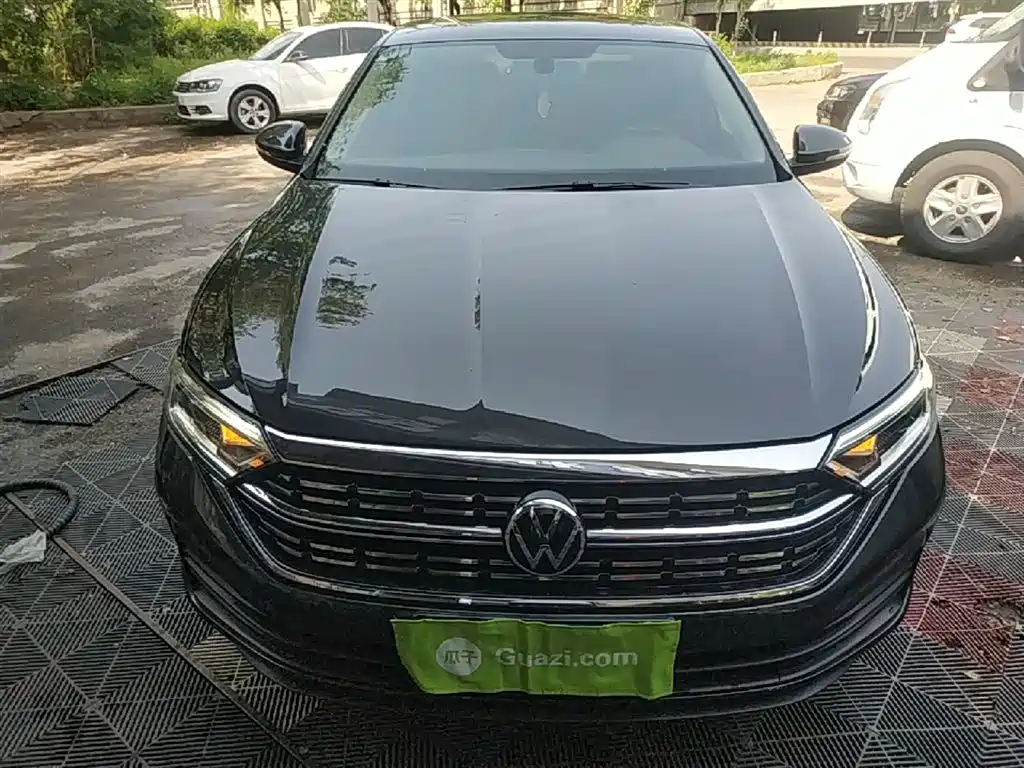 Volkswagen Sagitar 2023 300TSI DSG Leap Edition фото 3