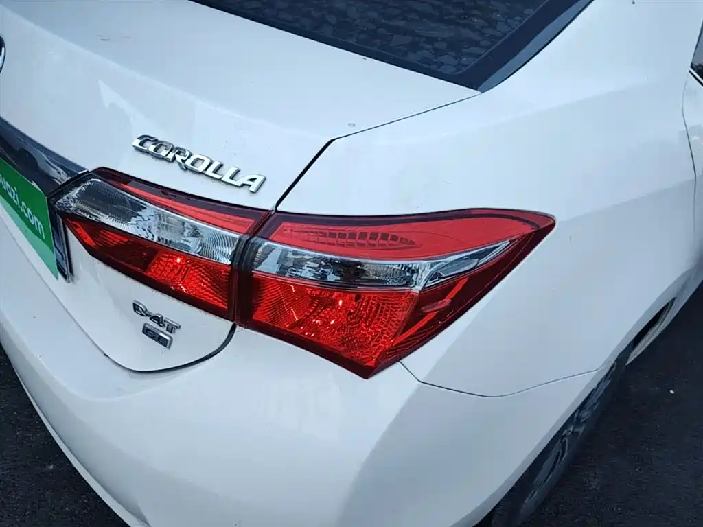 Toyota Corolla 2017 Facelift 1.2T S-CVT GL фото 8