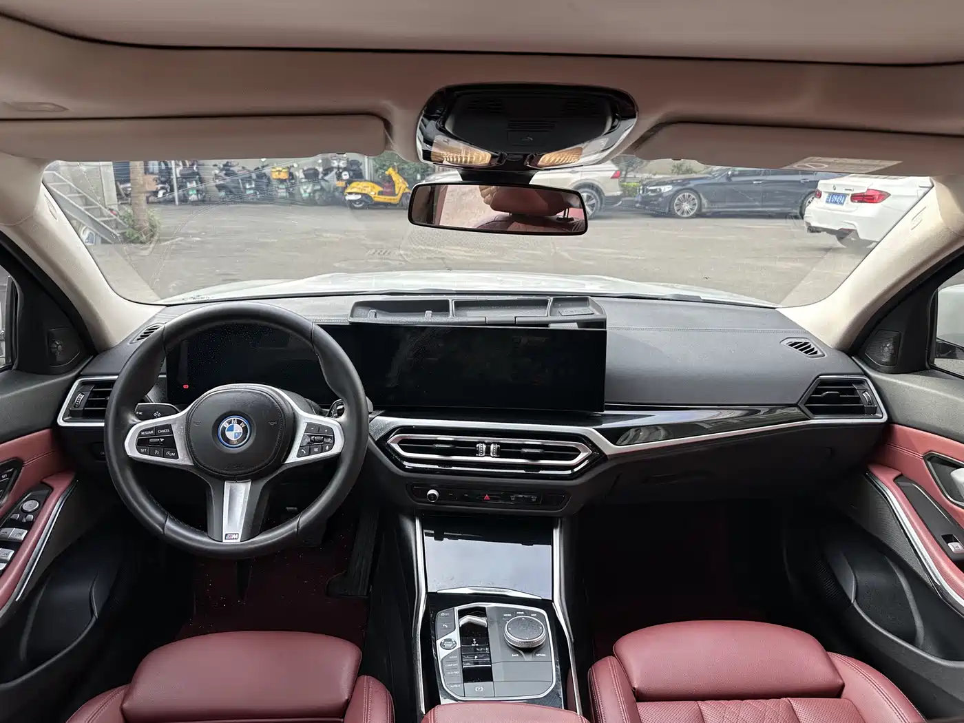 BMW i3 2022 eDrive 35 L фото 5