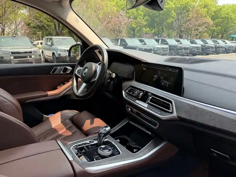 BMW X5 (Import) 2020 xDrive30i M Sport Package фото 6