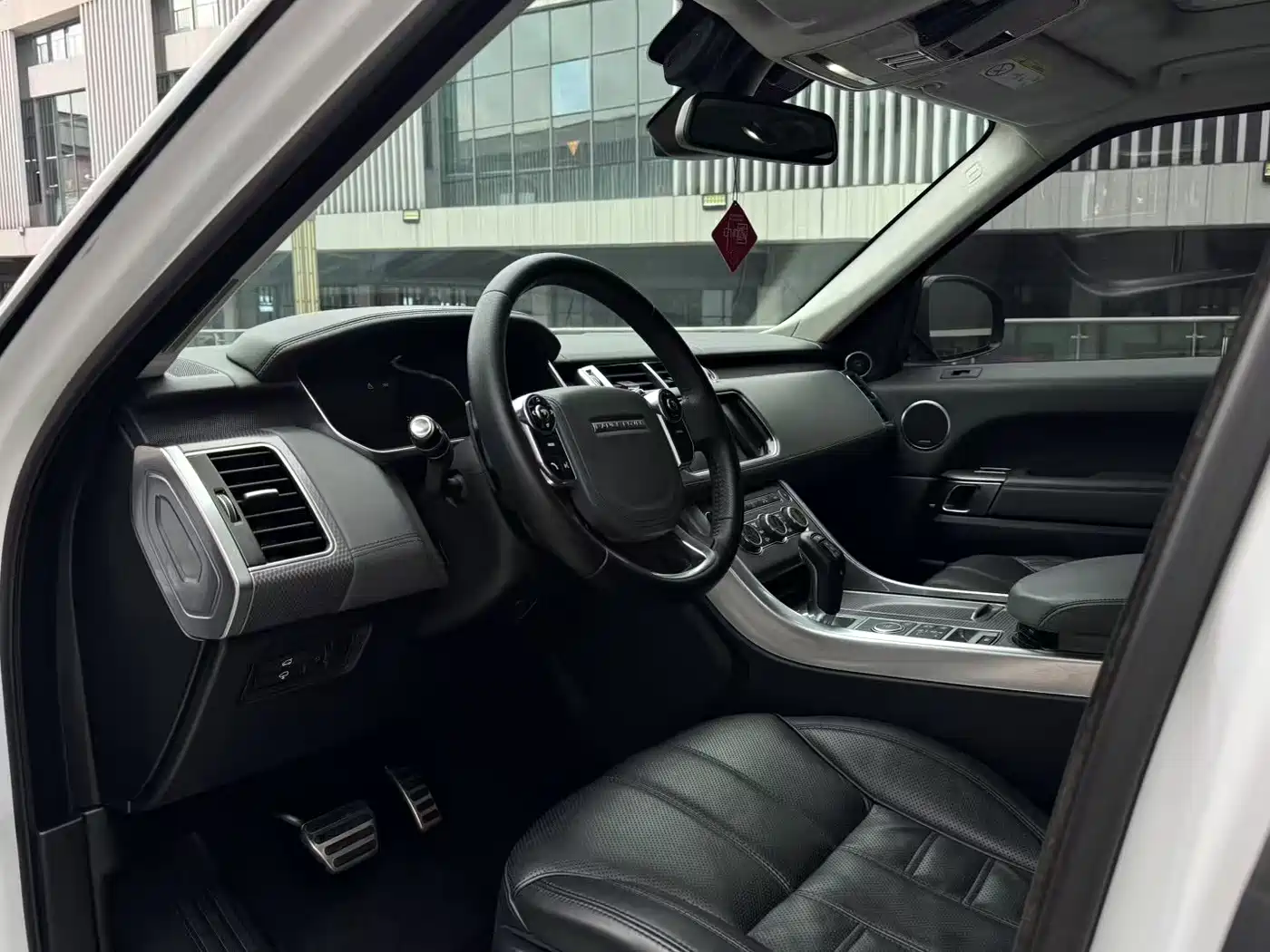 Land Rover Range Rover Sport 2014 5.0 SC V8 Dynamic Genesis Edition фото 2