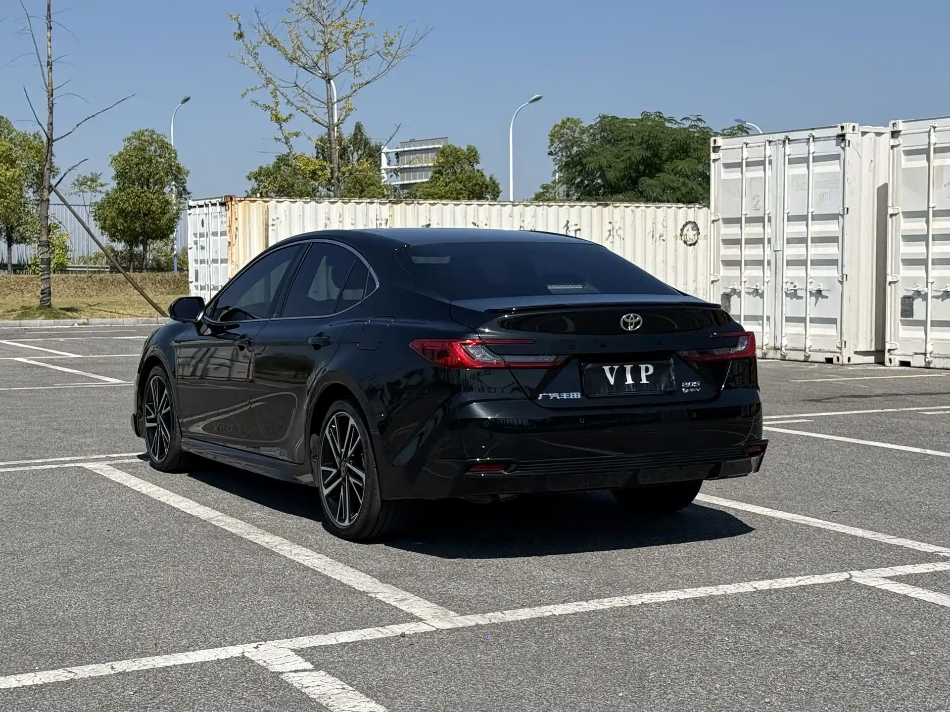 Photo 13 - Toyota Camry