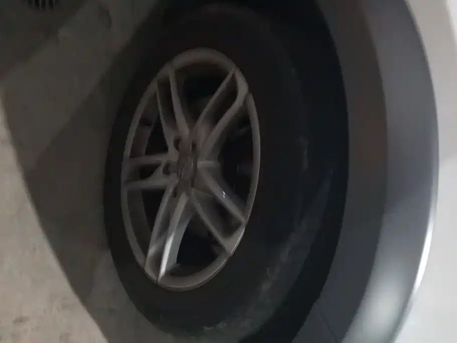 Photo 6 - Audi Q5