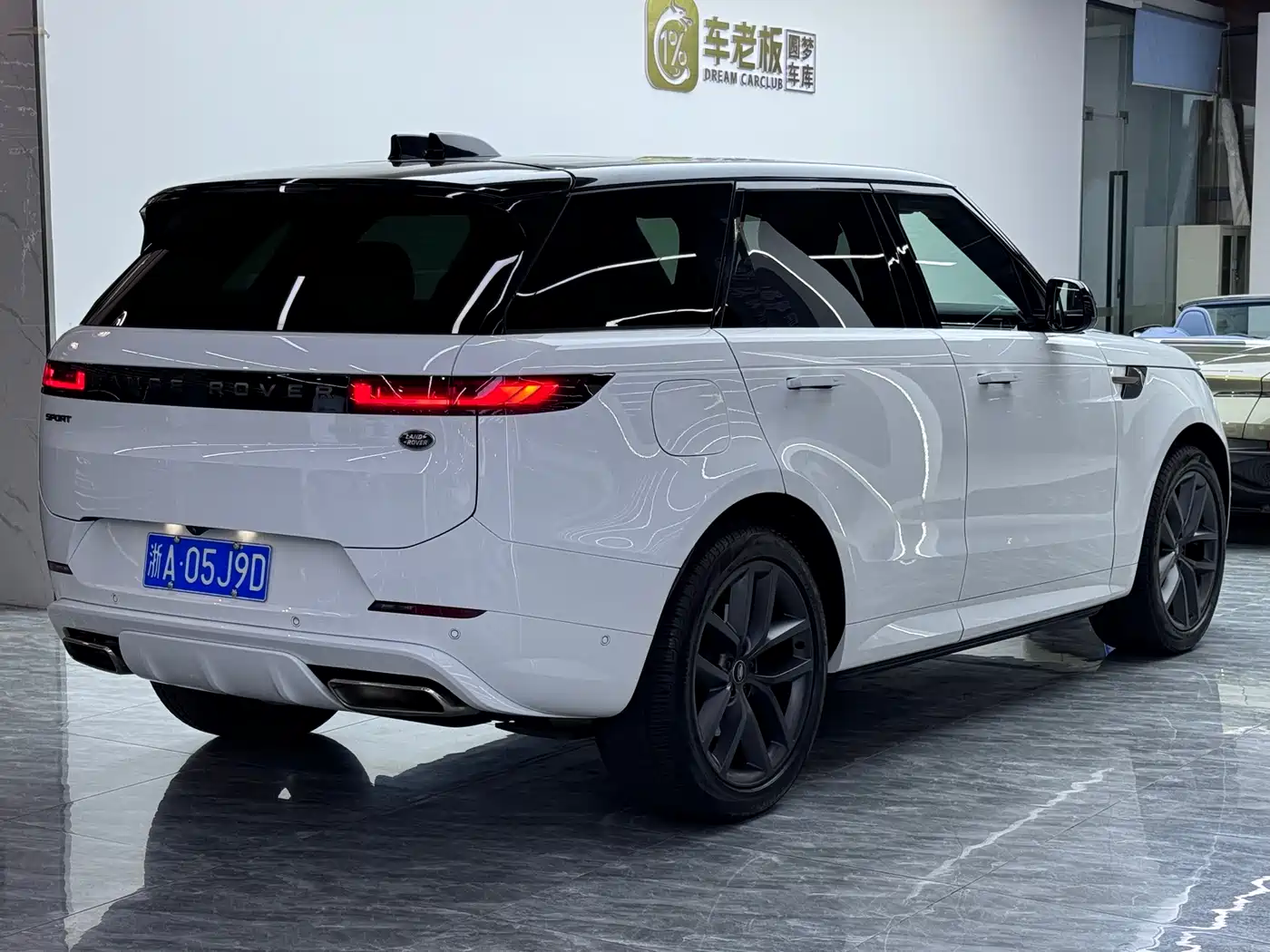 Land Rover Range Rover Sport 2023 400PS Dynamic HSE фото 4