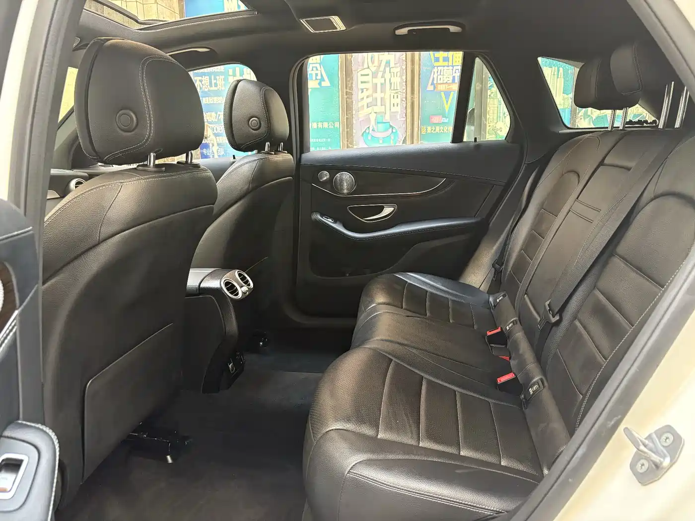 Mercedes-Benz GLC 2019 GLC 260 4MATIC Dynamic фото 9
