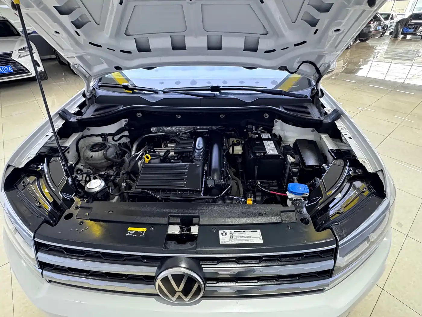Volkswagen Tharu 2021 Model 280TSI 2WD Luxury Edition фото 8