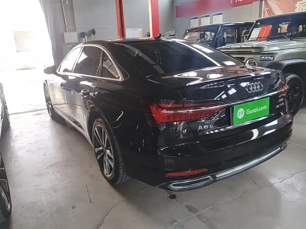 Audi A6L 2021 45 TFSI Exclusive Elegance фото 5