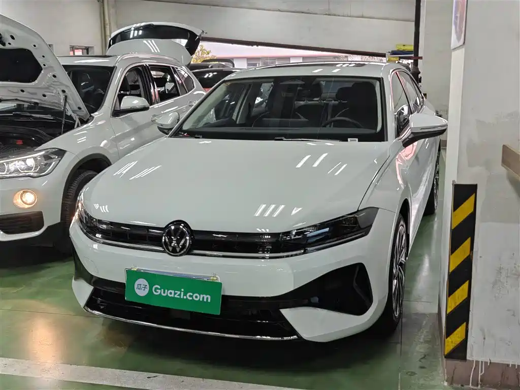Volkswagen Sagitar 2025 300TSI DSG High-end Model