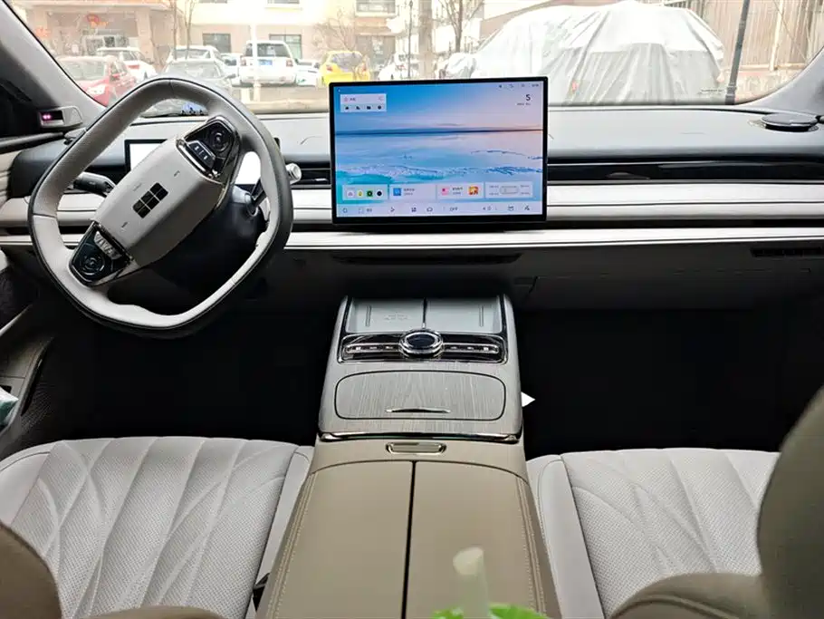 GEELY GALAXY GALAXY SPARKLE 8