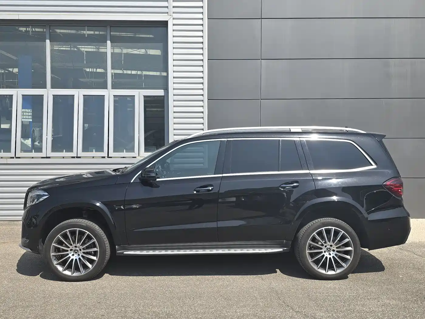 Mercedes-Benz GLS 2018 Facelift GLS 500 4MATIC фото 6