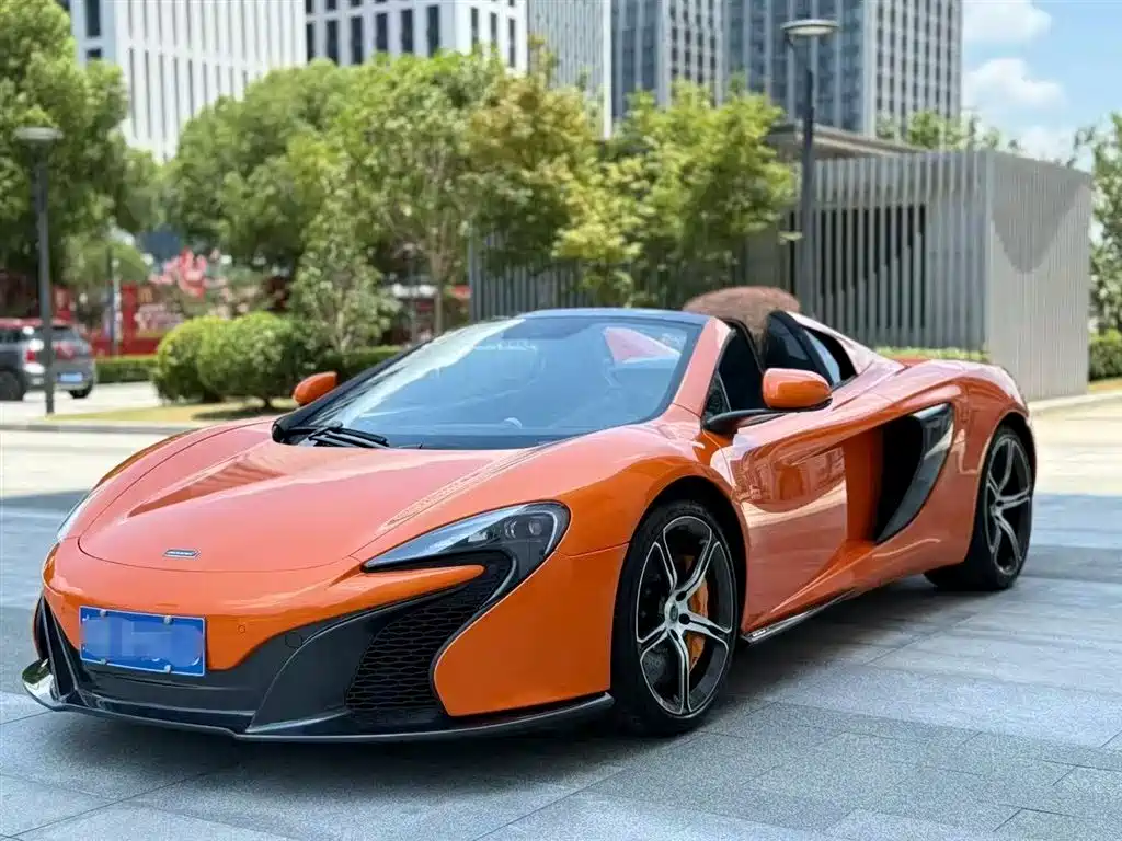 MCLAREN 650S
