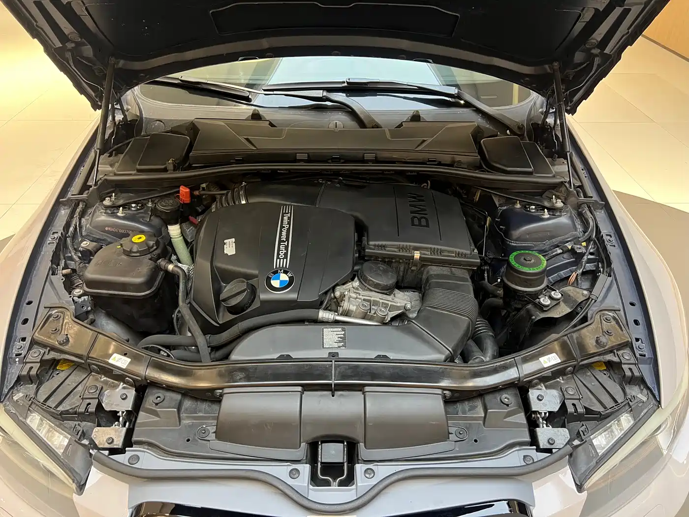 BMW 3 Series (Import) 2011 335i Convertible Coupe фото 10