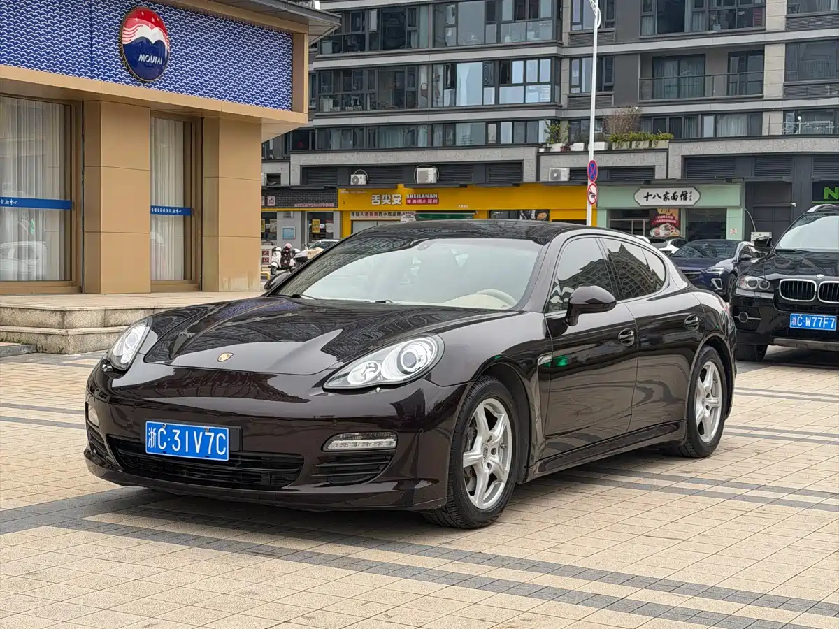 Porsche Panamera 2010 Panamera 3.6L