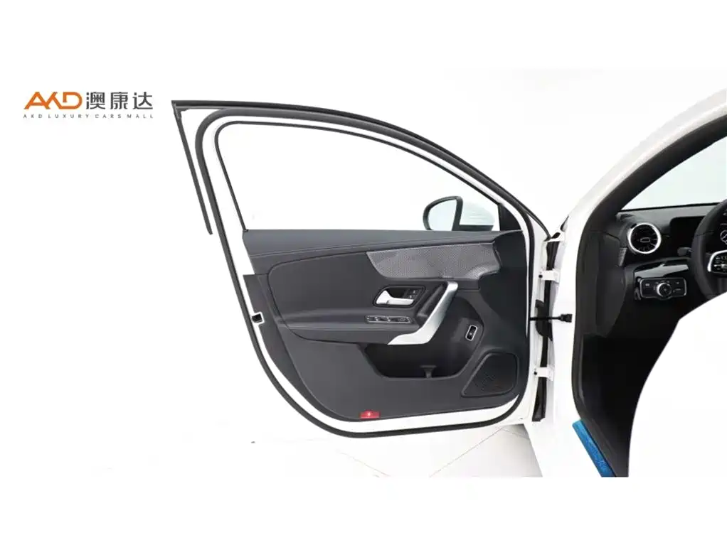 Mercedes-Benz A-Class 2021 A 200 L Sport Sedan Dynamic Type фото 10