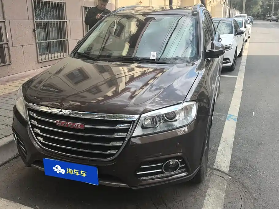 Photo 1 - Haval H6