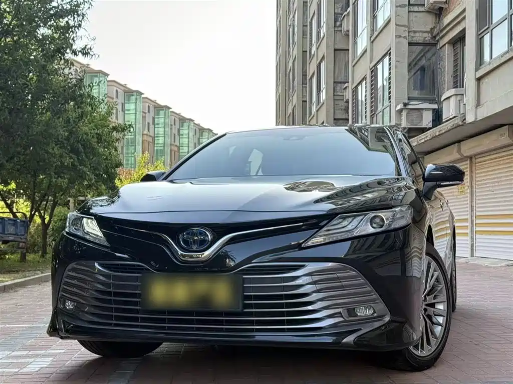 Toyota Camry 2019 Hybrid 2.5HG Luxury Edition China V фото 10