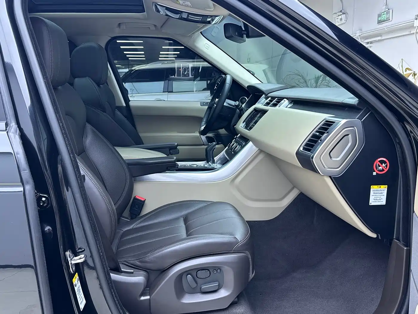 Land Rover Range Rover Sport 2015 3.0 SC V6 HSE DYNAMIC фото 12
