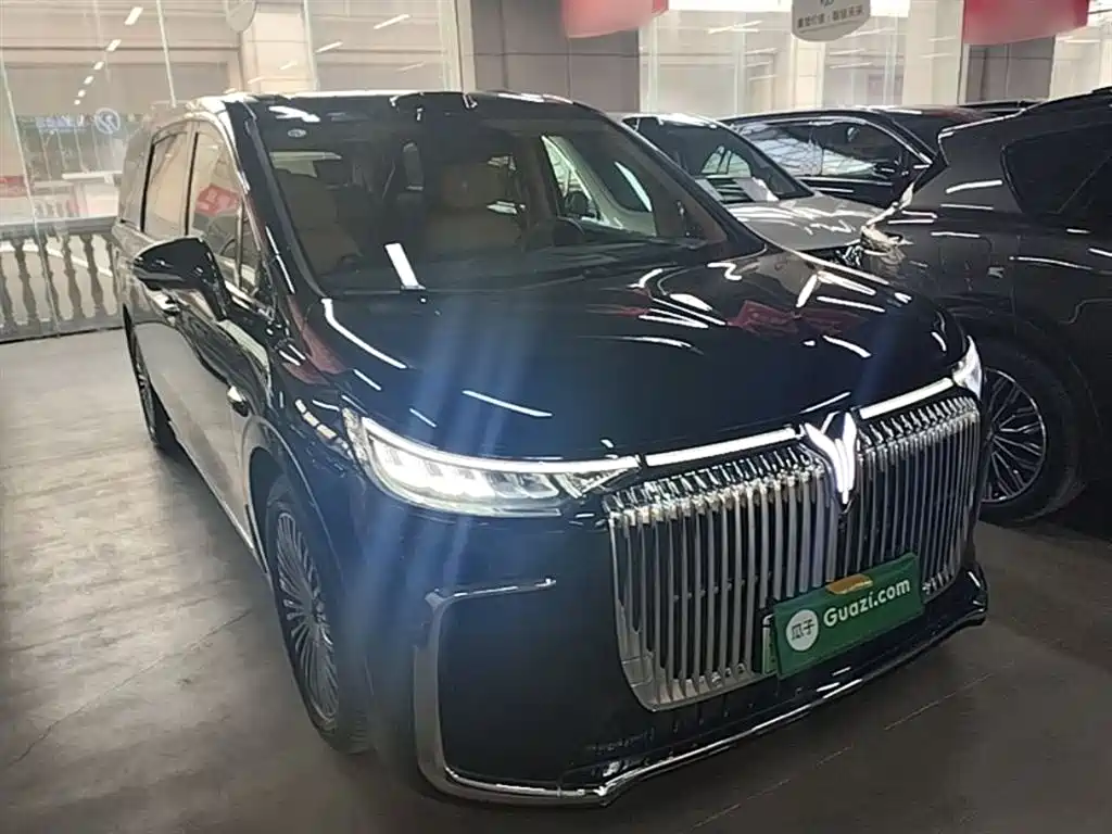 Voyah Auto Voyah Dreamer 2025 Model PHEV 4WD Premium QianKun Edition фото 4