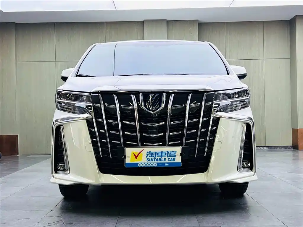 Toyota Alphard 2021 Hybrid 2.5L Ultimate фото 2