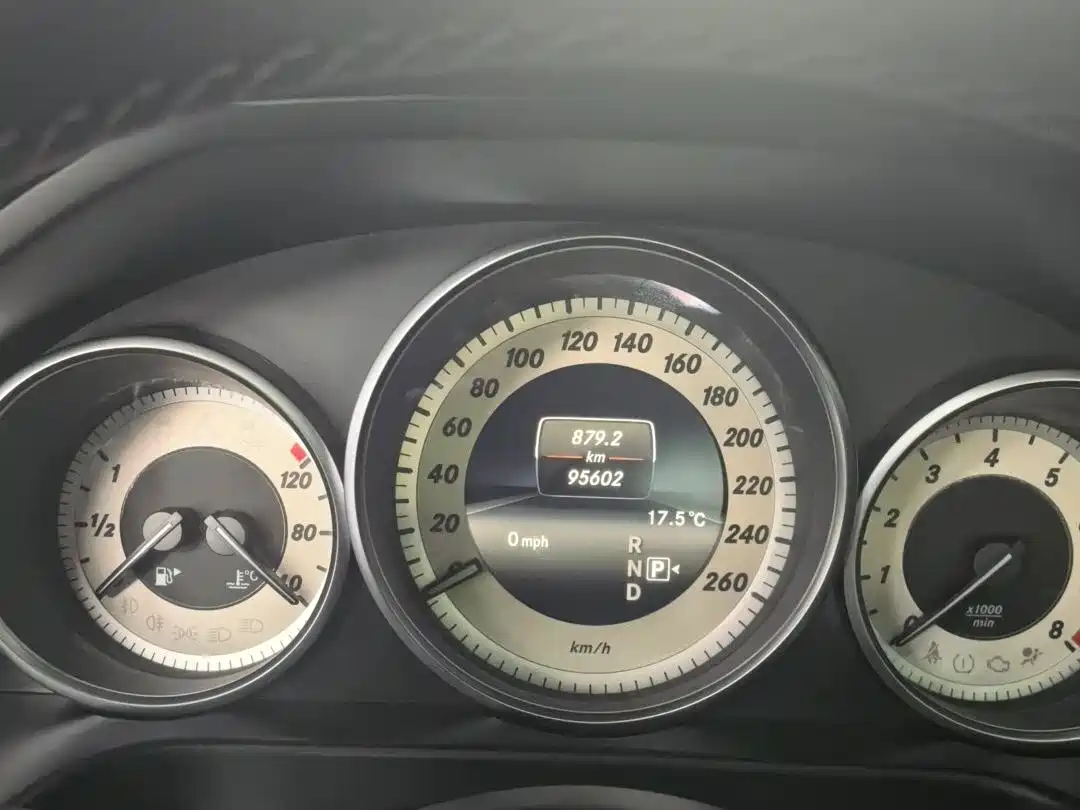 Mercedes-Benz E-Class 2015 E 260 L Sport Fashion фото 15