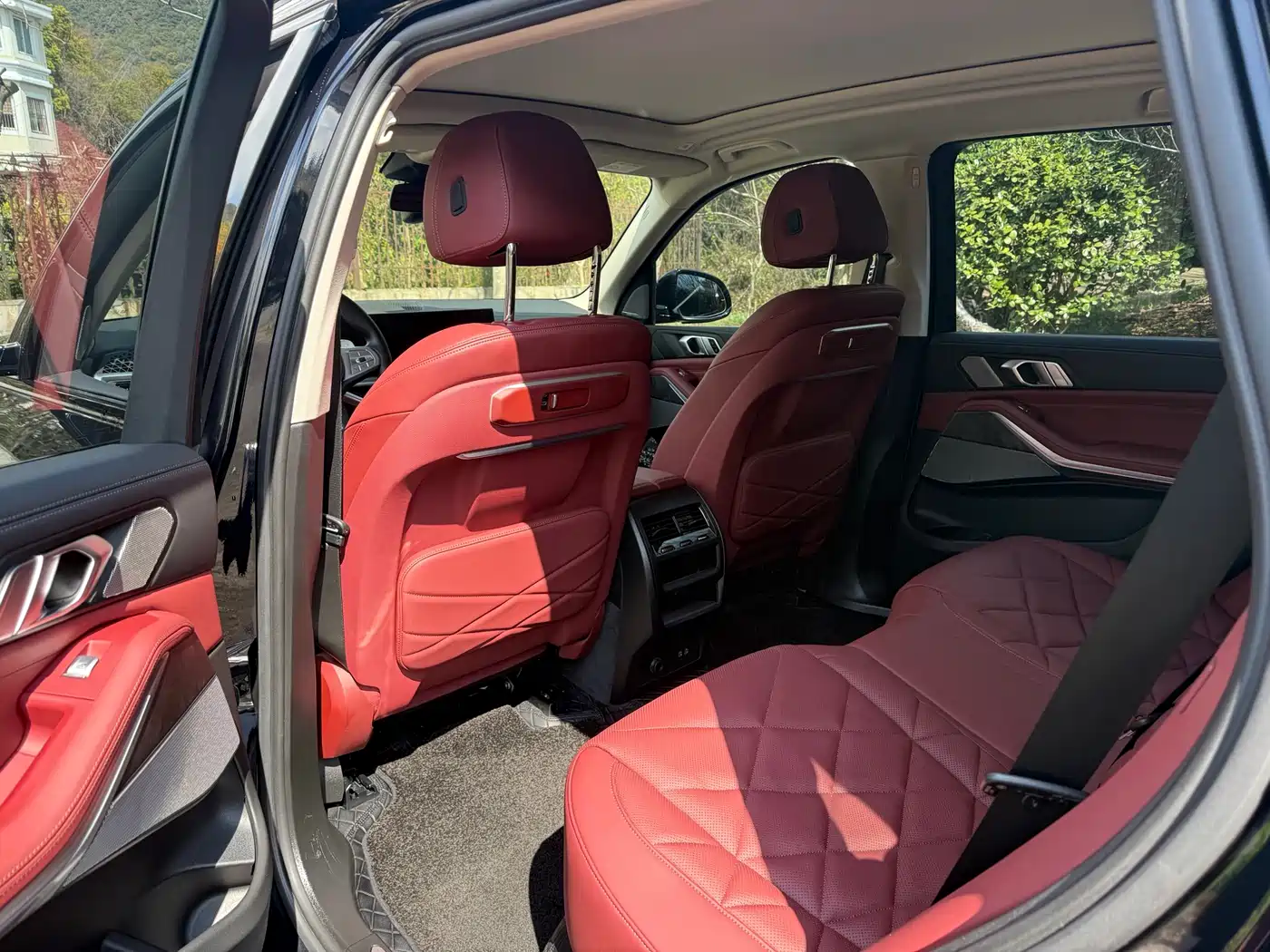 BMW X5 2025 Model xDrive 30Li Exclusive M Sport Blackout Package фото 4